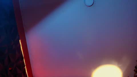 Tammy sutra online show from August 8, 10:10 pm