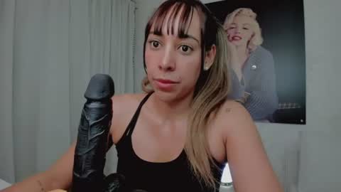     Tamara     online show from August 8, 3:34 pm