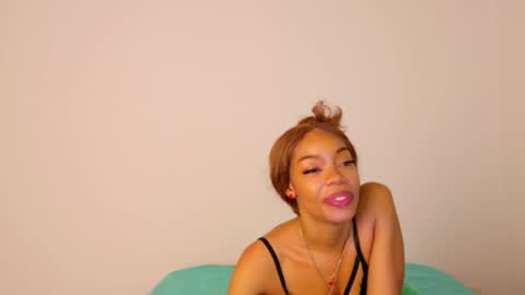 tamylynn online show from August 7, 2:00 am