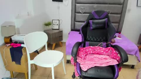 Tania  online show from July 21, 8:00 pm