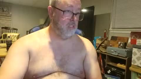 tank106 online show from August 4, 1:02 am