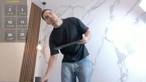 Tanner Jose online show from August 10, 1:34 pm