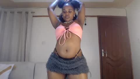 tania online show from July 19, 11:40 pm
