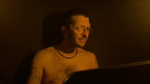 Tantra Punk online show from August 11, 5:31 am