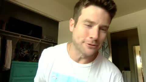Dr. Love online show from August 3, 5:42 pm