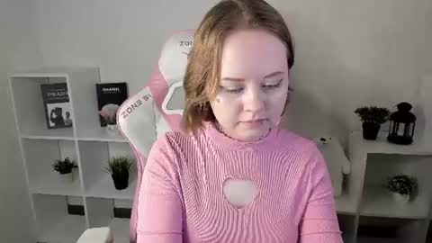 Tara online show from August 8, 9:53 am