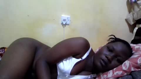 tashacute20 online show from August 12, 7:27 pm