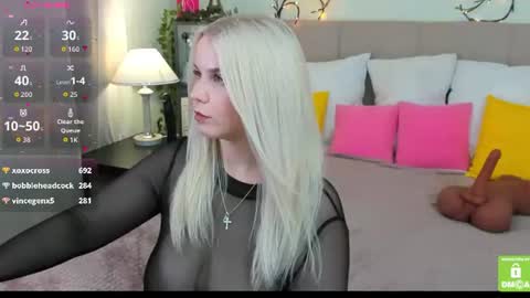 tasty__booty online show from August 5, 6:33 am