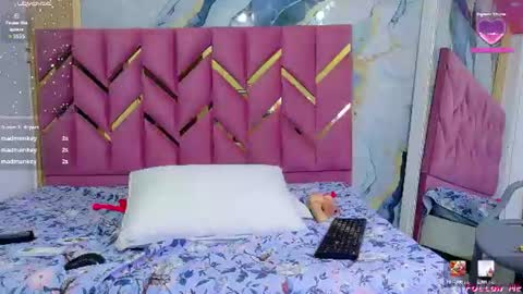 tastydarkchocolatee online show from August 7, 10:54 pm