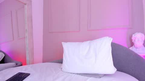 Tati online show from August 5, 7:39 am