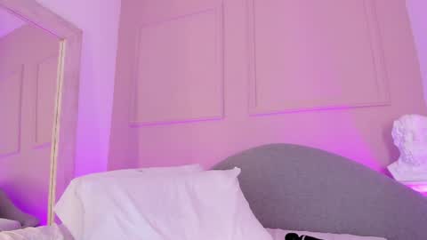 Tati online show from August 15, 8:07 am