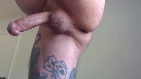 Evee  Jaxx online show from April 17, 1:51 pm