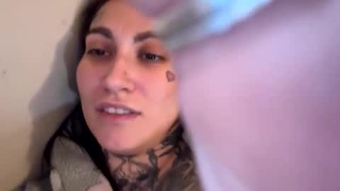 tattedbodies online show from May 16, 2:44 am