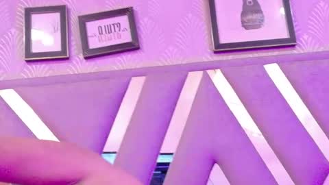 Mara y Dominic online show from April 16, 10:27 pm