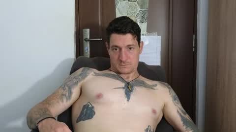 Hunk online show from August 9, 3:24 pm