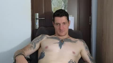 Hunk online show from August 10, 9:22 am
