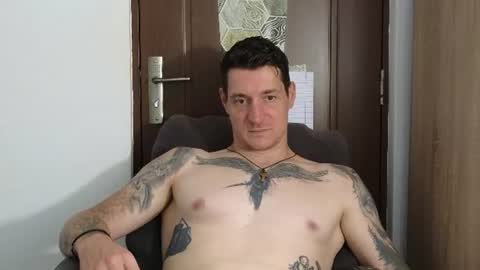 Hunk online show from August 12, 8:38 am