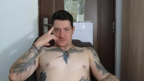Hunk online show from August 12, 10:50 am
