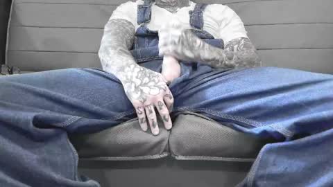 tattooedteaseme online show from May 29, 4:20 pm