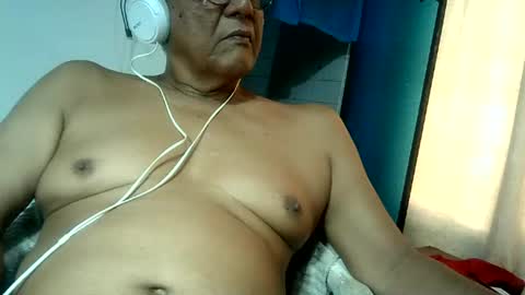 alvarito online show from August 13, 2:42 pm