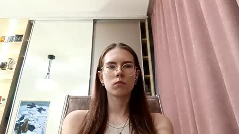 Veronica online show from August 8, 11:10 am