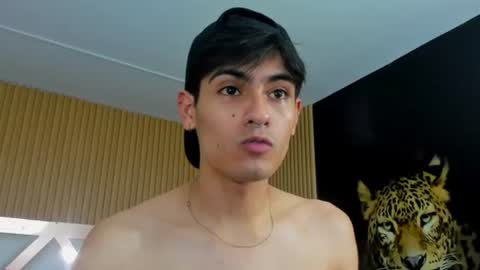 TaylerCruz online show from August 8, 9:15 pm