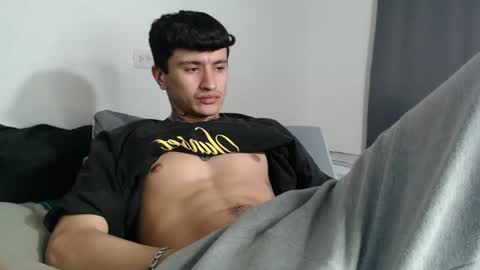 independent model online show from June 30, 9:21 am