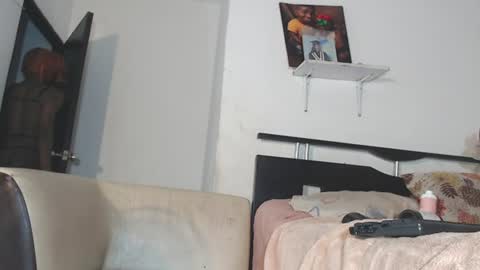 taylor hot online show from July 21, 10:23 pm