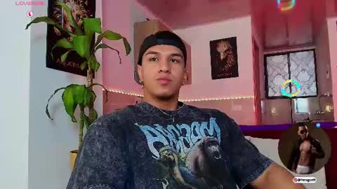 TaylorJohnn  online show from July 11, 4:13 pm