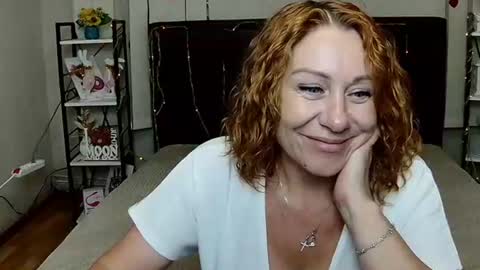 TaylorFoxTT online show from August 11, 6:15 am