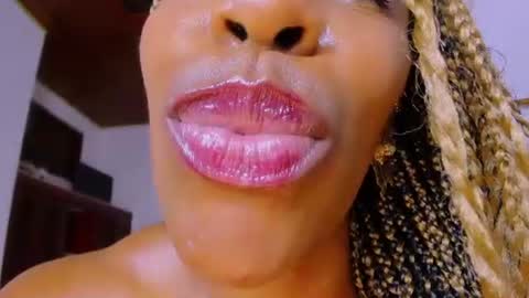 taylorslims online show from July 18, 3:24 pm