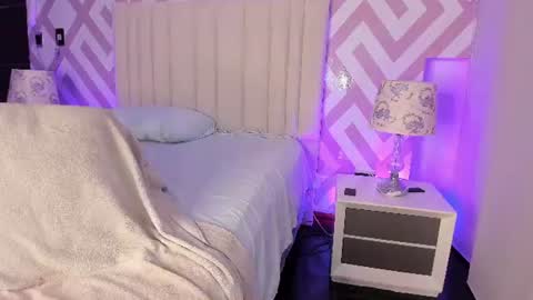 Tayra horny for you online show from August 15, 9:24 am