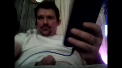 tbaxter95187 online show from March 17, 12:15 am