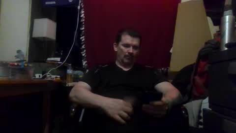 tbaxter95187 online show from May 19, 11:44 am