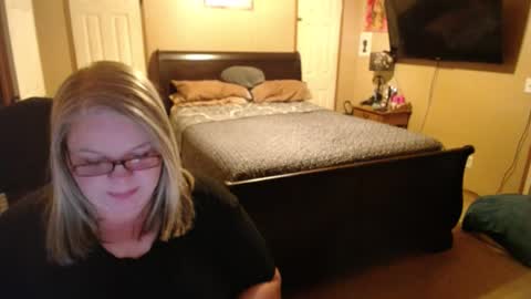 Team Dixon online show from August 13, 4:04 am