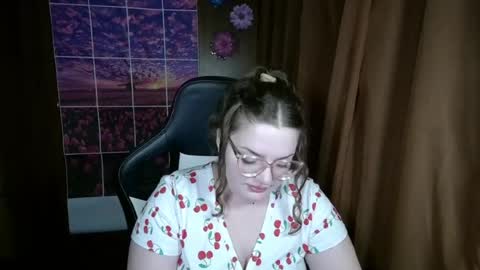 Teasing Dora online show from July 11, 11:11 pm