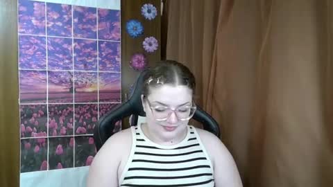 Teasing Dora online show from July 22, 12:35 am