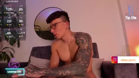 Esteban online show from August 14, 9:51 pm