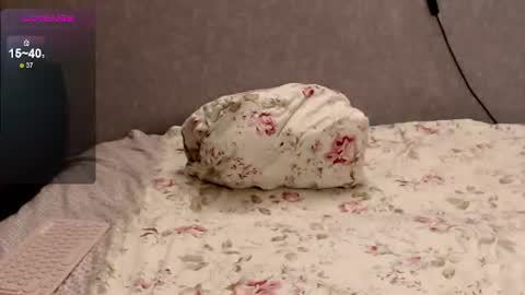 Nickie online show from August 4, 4:48 pm