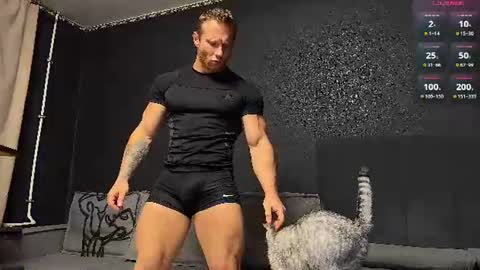 Andy Psy online show from August 11, 6:15 am