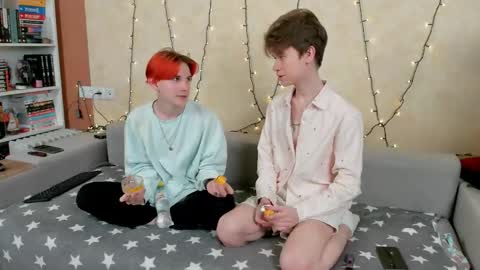 tedy_lun online show from June 3, 9:07 pm