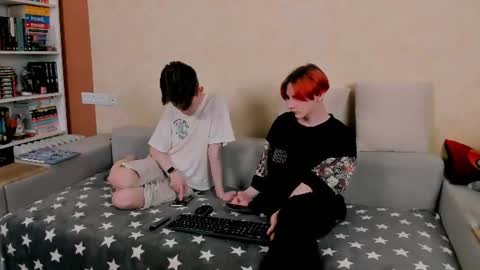 tedy_lun online show from June 19, 9:04 pm