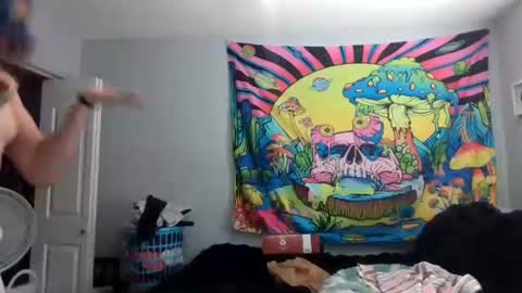 tehkie online show from June 25, 10:24 pm
