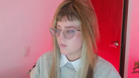 tekila__ online show from June 25, 11:30 pm