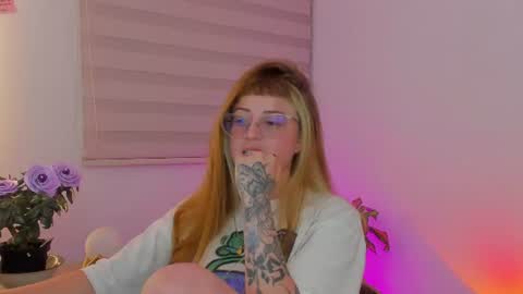 tekila__ online show from August 6, 1:15 am