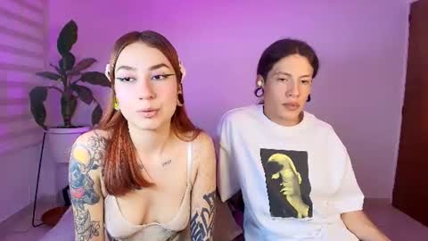 tender_dust online show from July 27, 5:46 am