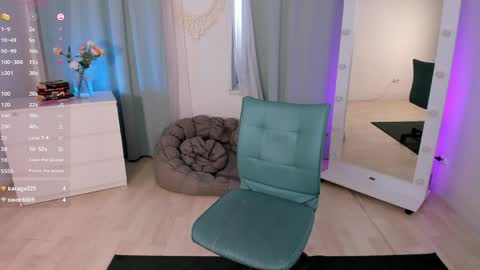 Sue online show from May 7, 1:01 pm