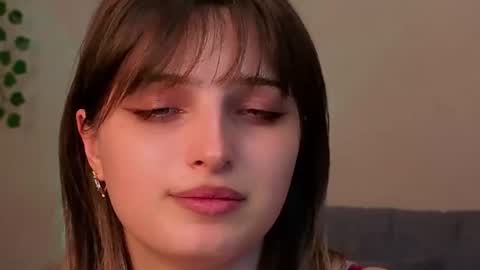 tender_meow online show from June 26, 5:05 pm