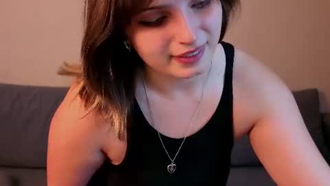 tender_meow online show from July 21, 7:05 pm