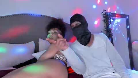 tenderg7 online show from August 13, 3:31 am